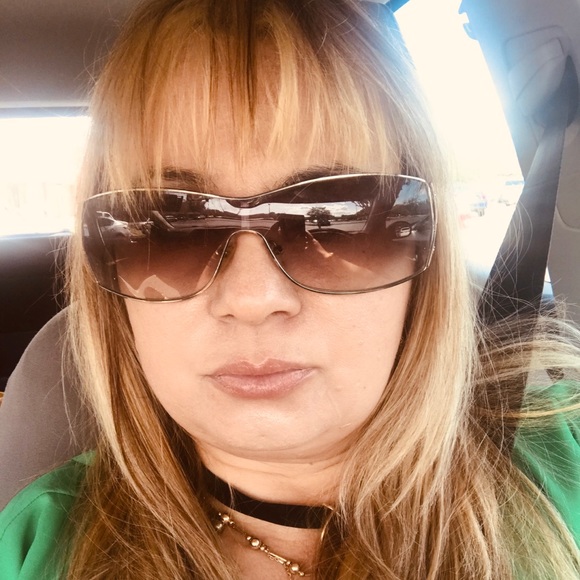 Sunglasses by DIOR - Picture 4 of 6